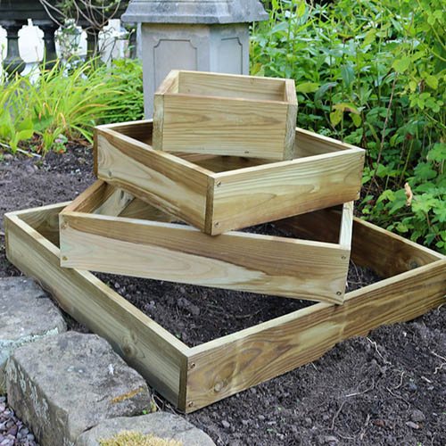 Diamond Raised Bed