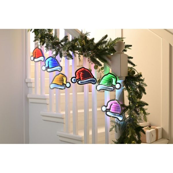 Infinity Garland With 6 Christmas Hats - 3.49cm